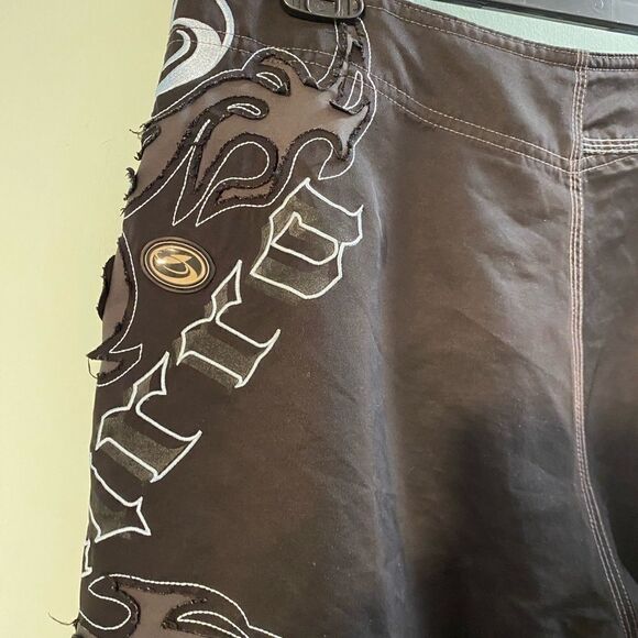 Men’s KIRRA board shorts pockets with CanOpener/ black and blue/size large - Picture 4 of 6